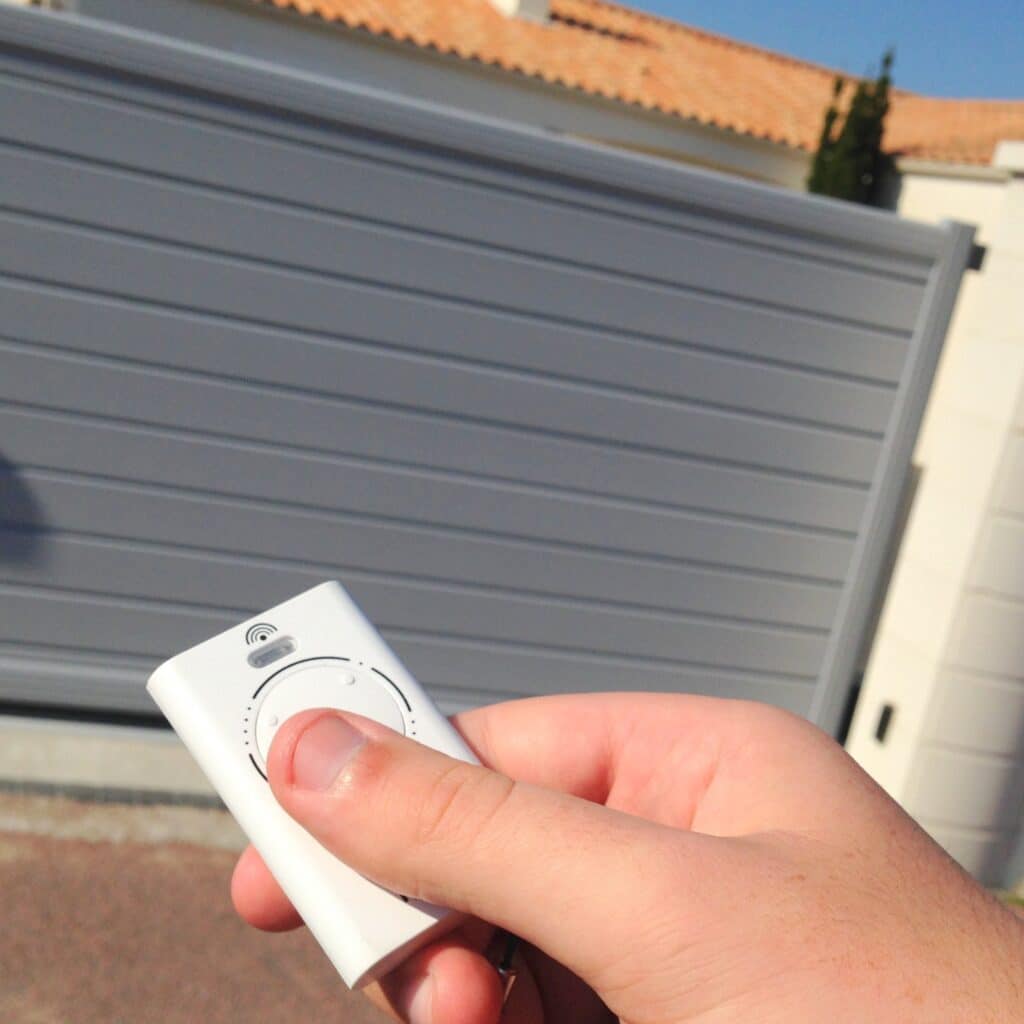 ouvrir le portail avec une télécommande